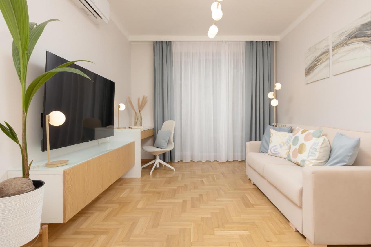 Bright Apartment Kasprzaka Warsaw Wola Near Metro Station By Noclegi Renters エクステリア 写真